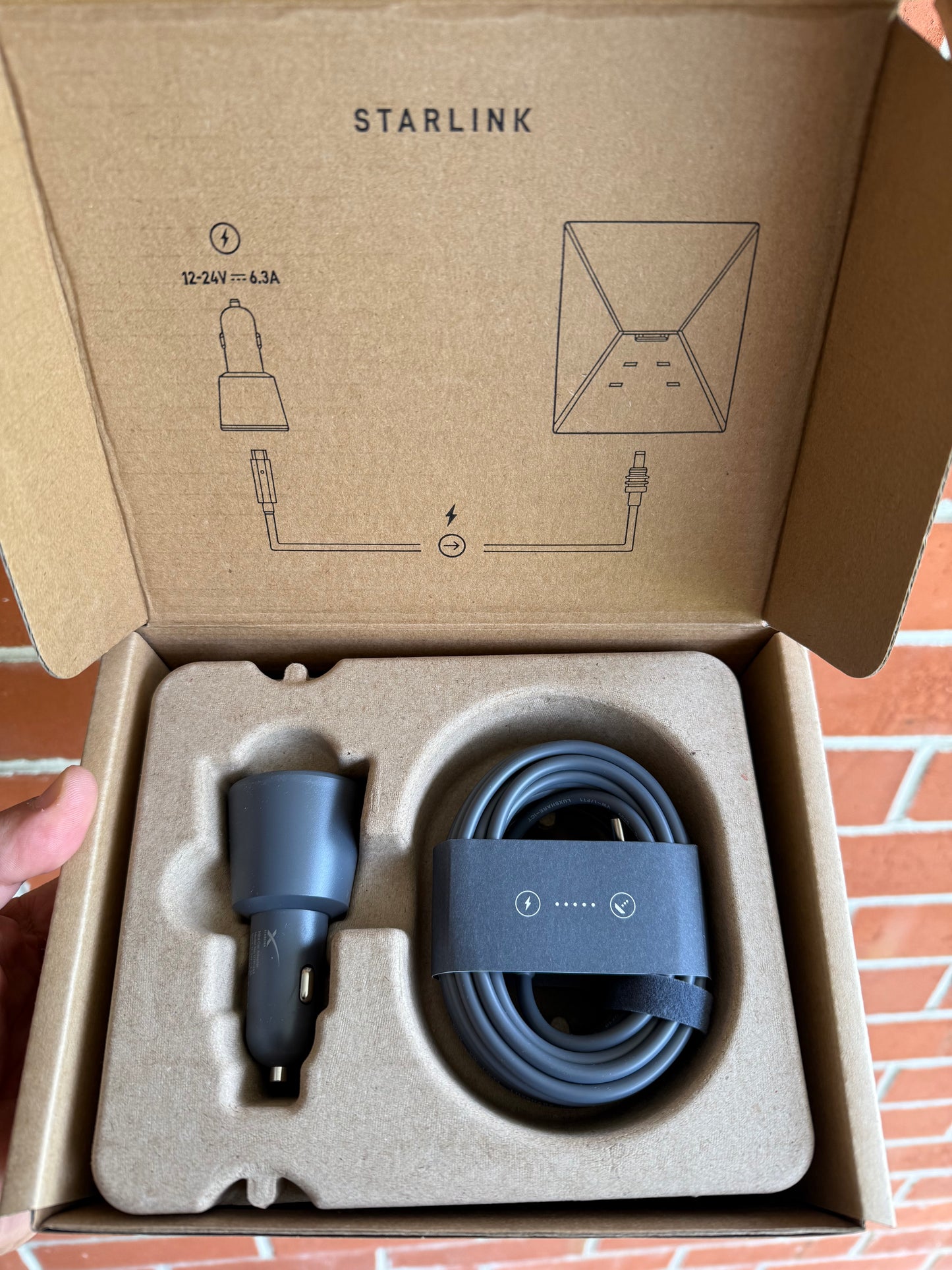 Starlink Mini Car Adapter + Starlink Mini 5 m USB-C Cable Kit