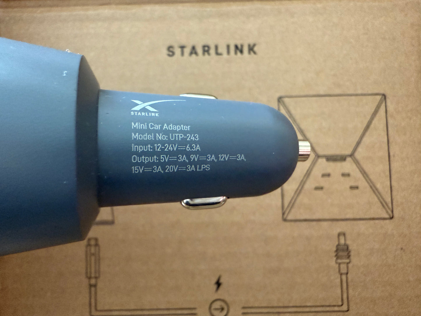 Starlink Mini Car Adapter + Starlink Mini 5 m USB-C Cable Kit